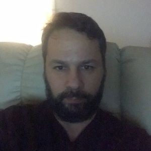 Meet your Posher, Dennis